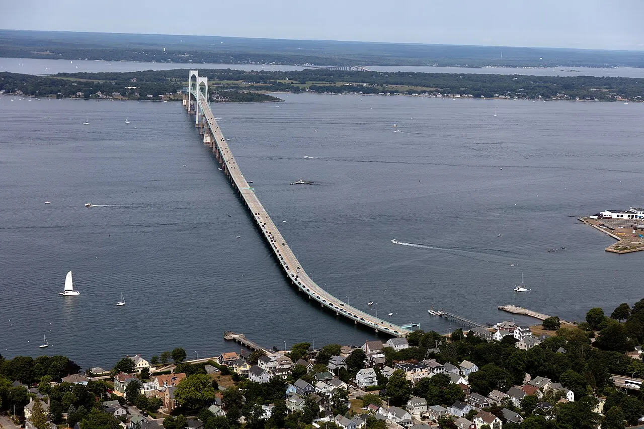 Claiborne Pell Newport Bridge spanning Narragansett Bay, Rhode Island